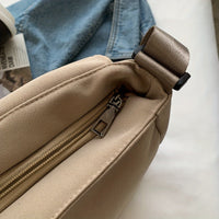 Valentina | Borsa a Tracolla in Nylon con Bottone Magnetico