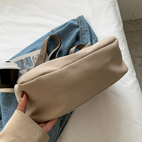 Valentina | Borsa a Tracolla in Nylon con Bottone Magnetico