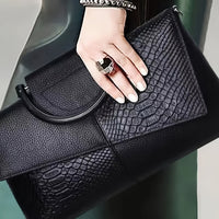 Bianca | Pochette con Stampa Coccodrillo e Chiusura Magnetica